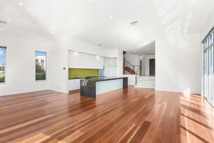 Fifth view of Homely house listing, 10 McMaster Place, Little Bay NSW 2036