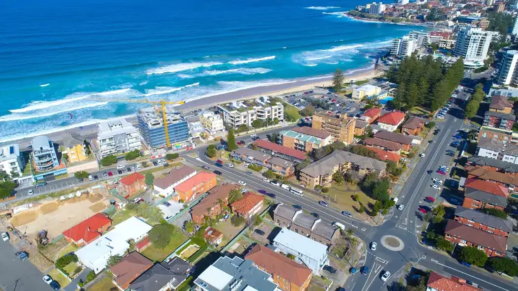 Fifth view of Homely block of units listing, 7 Burke Road, Cronulla NSW 2230