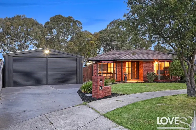 10 Langvale Court, Mill Park VIC 3082