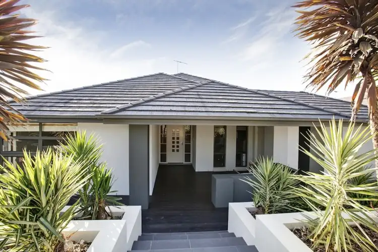 3 McMahon Parade, Camden Park NSW 2570