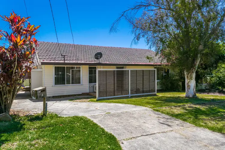 4 Lilydale Avenue, Peakhurst NSW 2210