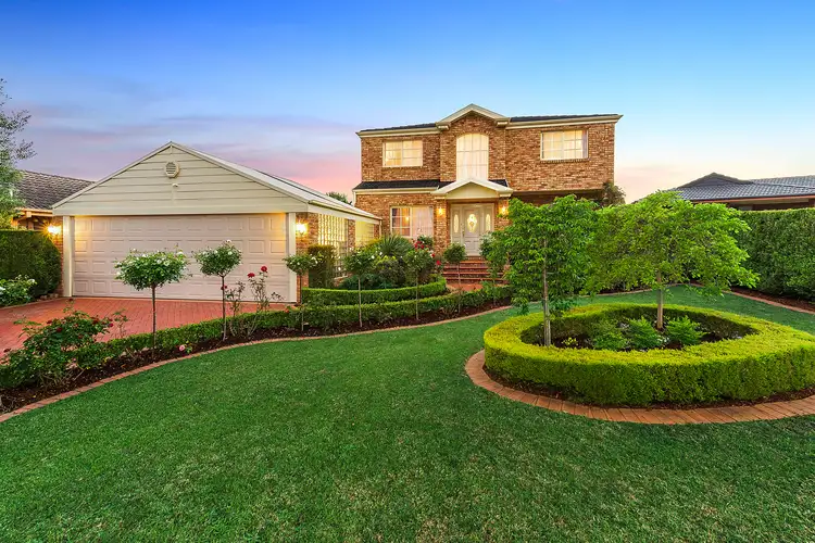 4 McLean Court, Wantirna South VIC 3152