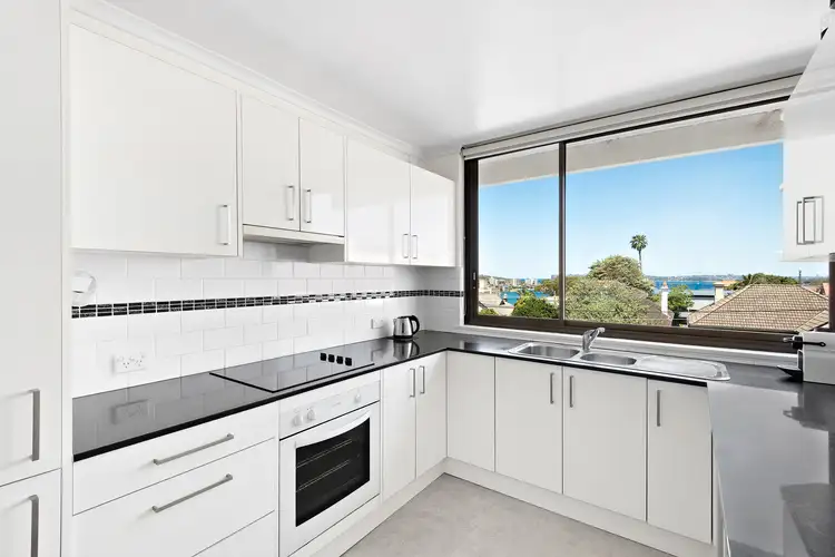 8/2 Birkley Road, Manly NSW 2095