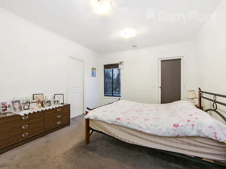 Seventh view of Homely house listing, 5 Appletree Grove, Cairnlea VIC 3023