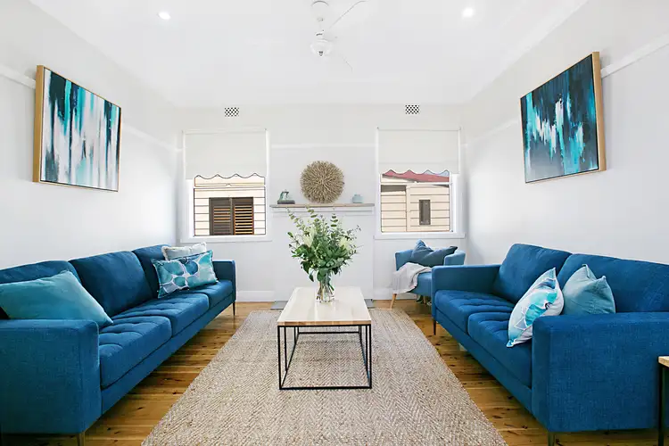 11 Vickers Street, Mayfield West NSW 2304