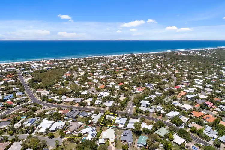 32 Dame Patti Drive, Sunrise Beach QLD 4567