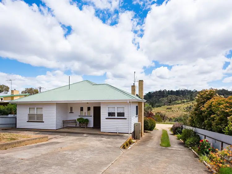 Second view of Homely house listing, 10 Montgomery Street, Castlemaine VIC 3450