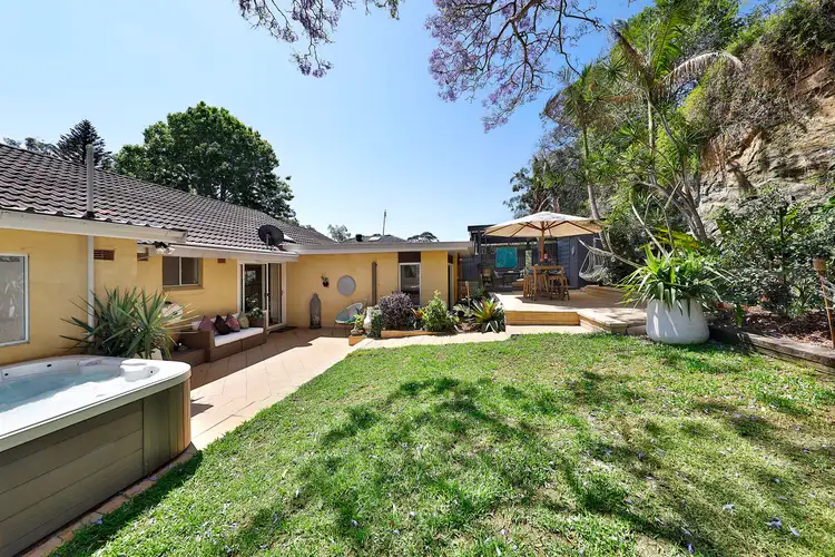 10 Tathra Place, Gymea Bay NSW 2227