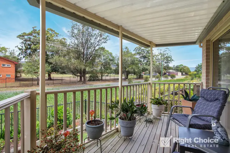15 Mountainview Mews, Albion Park NSW 2527