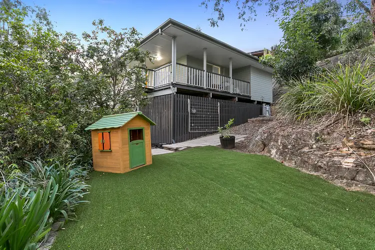 61 Roseglen Street, Greenslopes QLD 4120