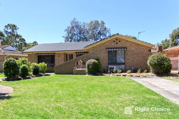18 Bloodwood Place, Albion Park Rail NSW 2527