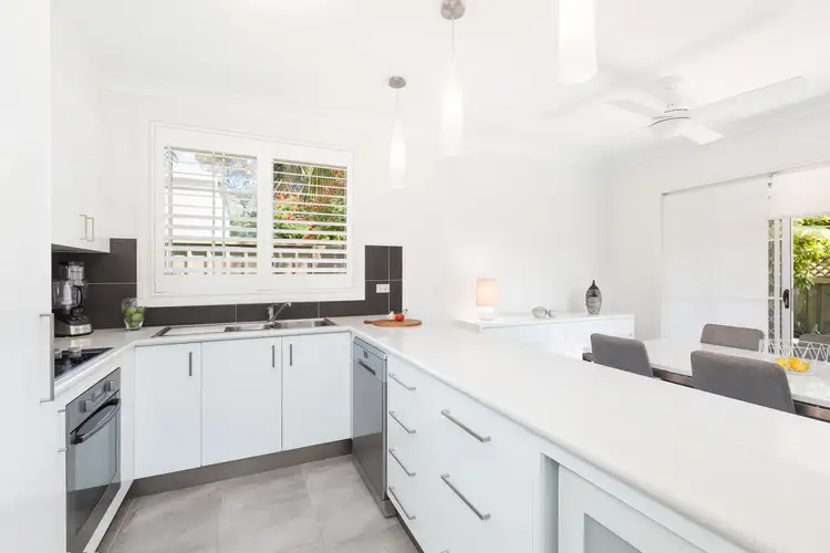 Fourth view of Homely villa listing, 2./425 President Avenue, Kirrawee NSW 2232