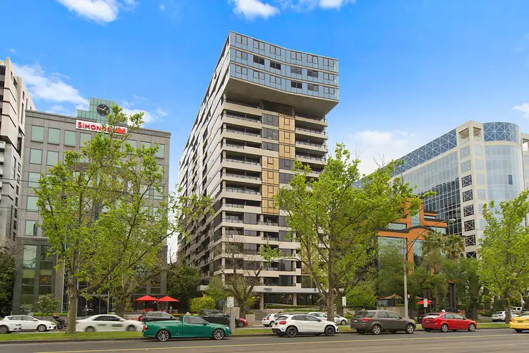 1211/568 St Kilda Road