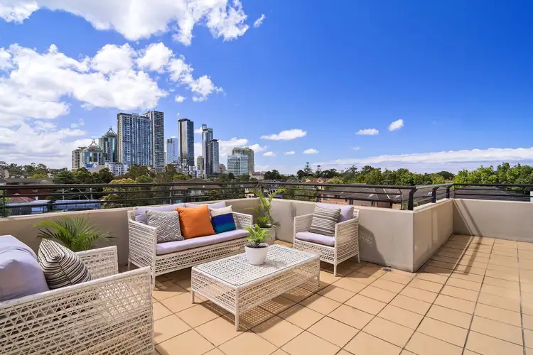 Main view of Homely unit listing, 15/621 Pacific Highway, Chatswood NSW 2067