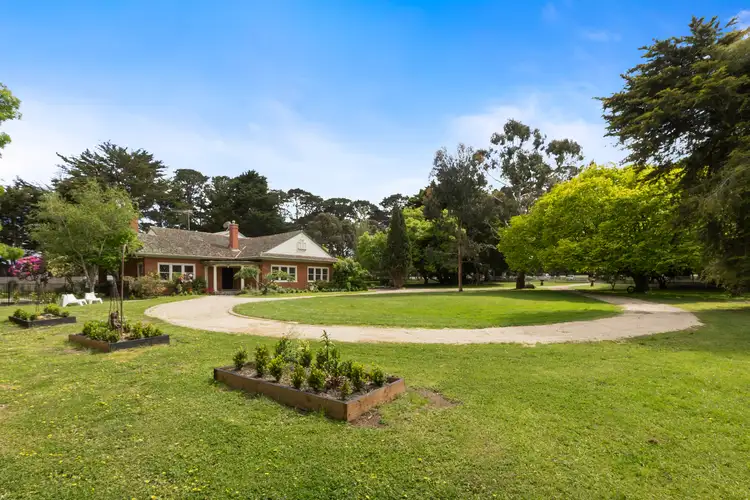 2/39 Hicks Lane, Ballan VIC 3342