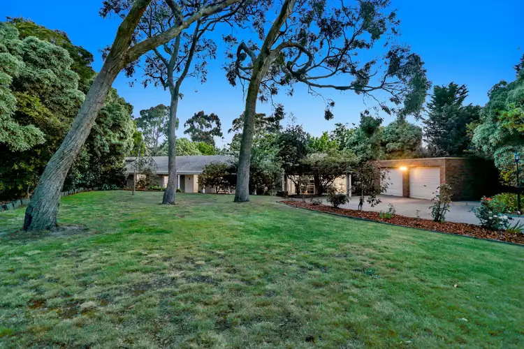 70 Winona Road, Mount Eliza VIC 3930