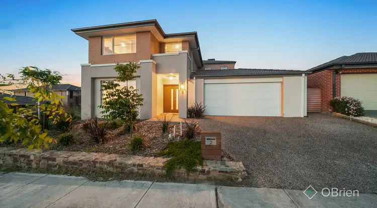 2 Union Street, Clyde North VIC 3978