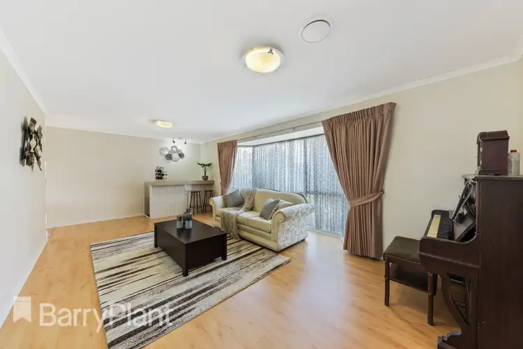 Second view of Homely house listing, 6 Timothy Court, Kings Park VIC 3021