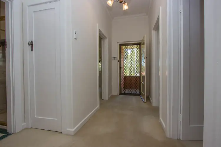 Fifth view of Homely house listing, 27 Peters Street, Narrandera NSW 2700