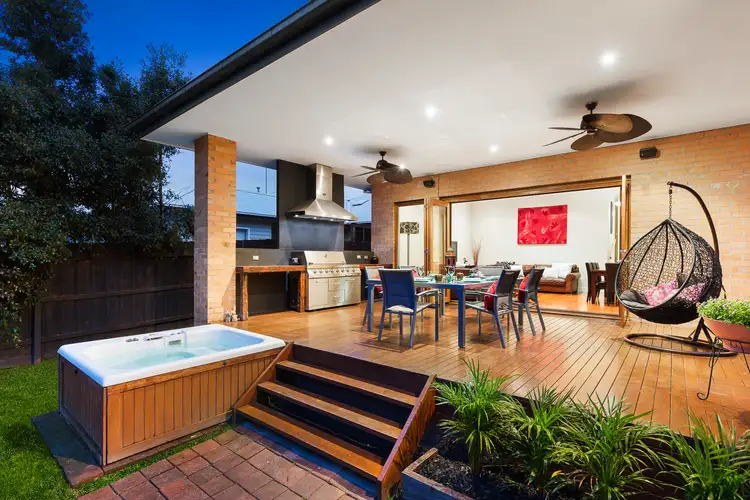 8 Mangan Street, Bulleen VIC 3105