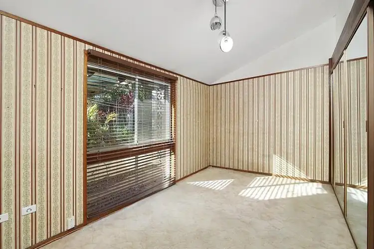 Fifth view of Homely house listing, 2 Paul Place, Gorokan NSW 2263