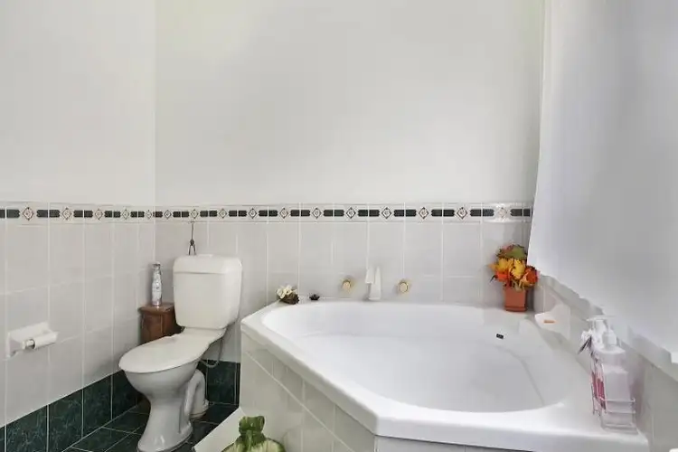 Seventh view of Homely house listing, 22 Bensley Close, Lake Haven NSW 2263