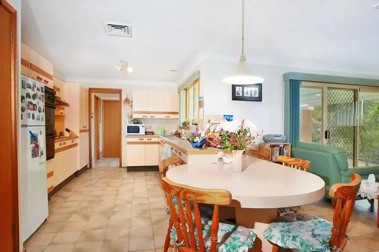 Third view of Homely house listing, 7 Twin Lakes Drive, Lake Haven NSW 2263