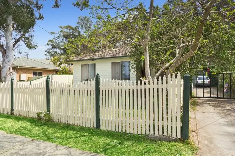 Second view of Homely house listing, 6 Gleddon Avenue, Gorokan NSW 2263