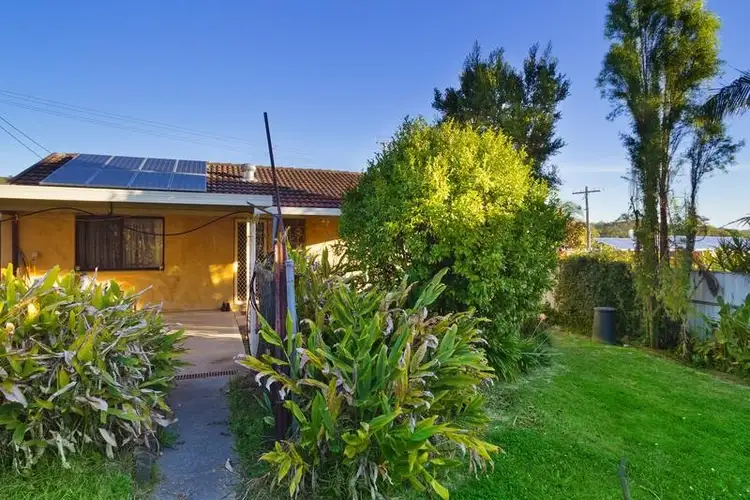 Main view of Homely house listing, 48 Craigie Avenue, Kanwal NSW 2259