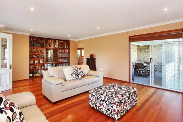 25 Skyline Street, Gorokan NSW 2263
