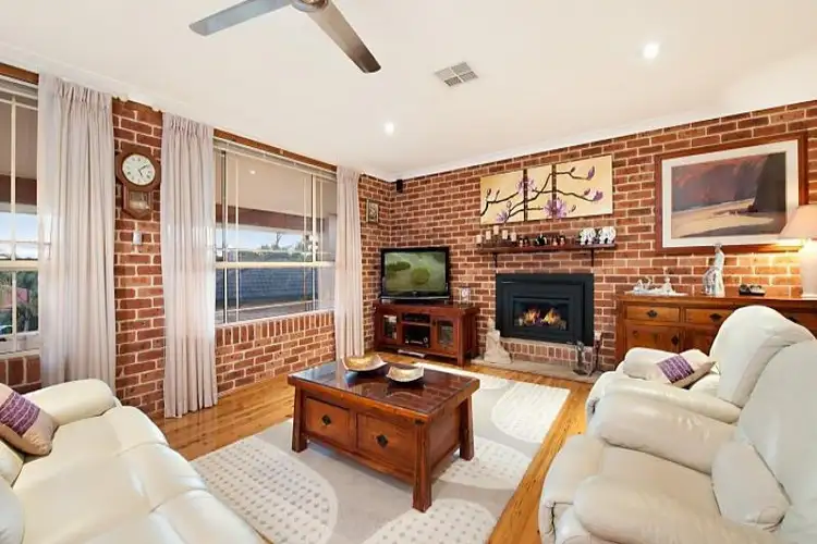37 Glading Close, Lake Haven NSW 2263