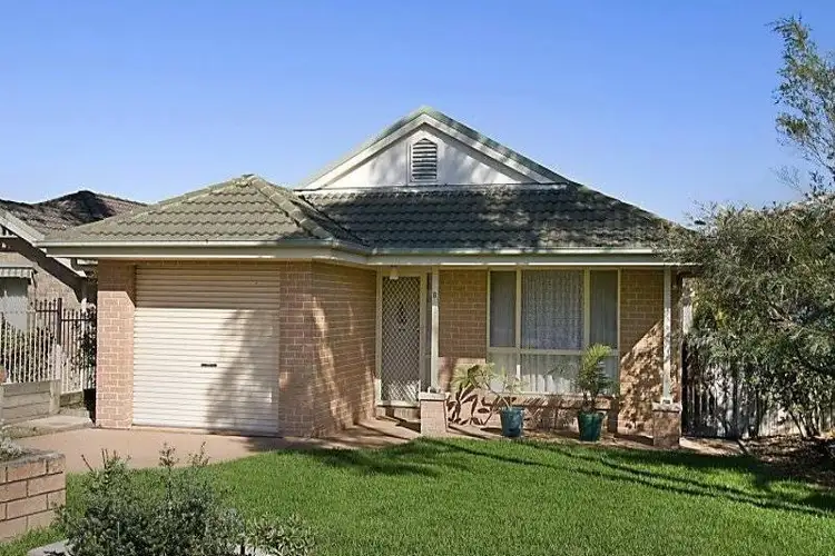 8 Karingal Close, Blue Haven NSW 2262