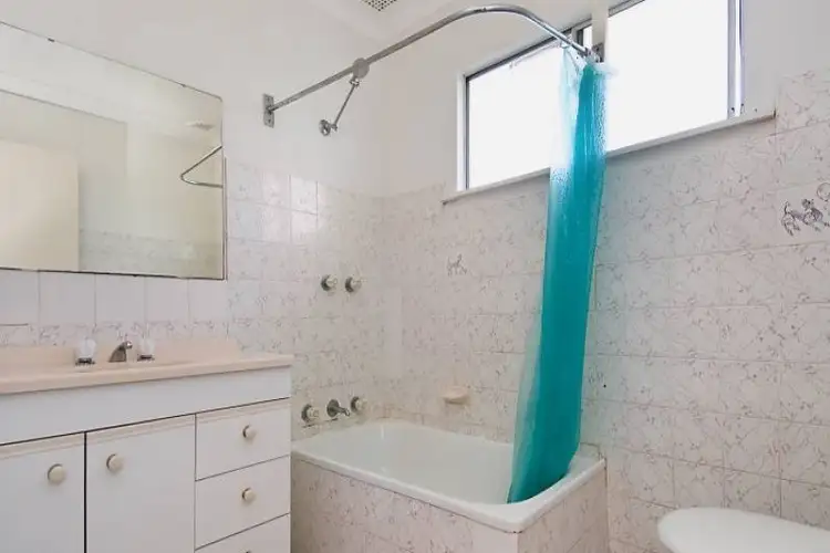Sixth view of Homely house listing, 8 Sylvia Avenue, Gorokan NSW 2263