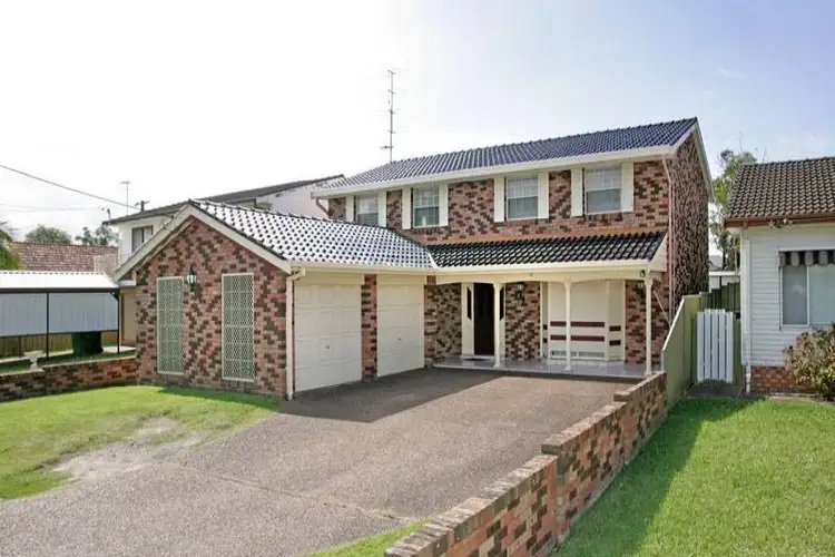 61 Wallarah Road, Gorokan NSW 2263