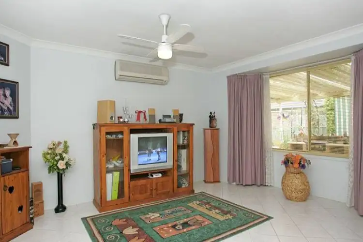 Fourth view of Homely house listing, 14 Renee Close, Lake Haven NSW 2263