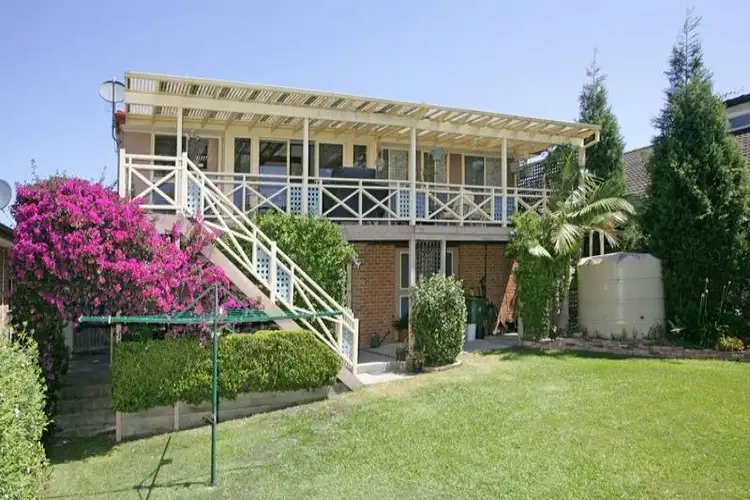 39 Christopher Crescent, Lake Haven NSW 2263