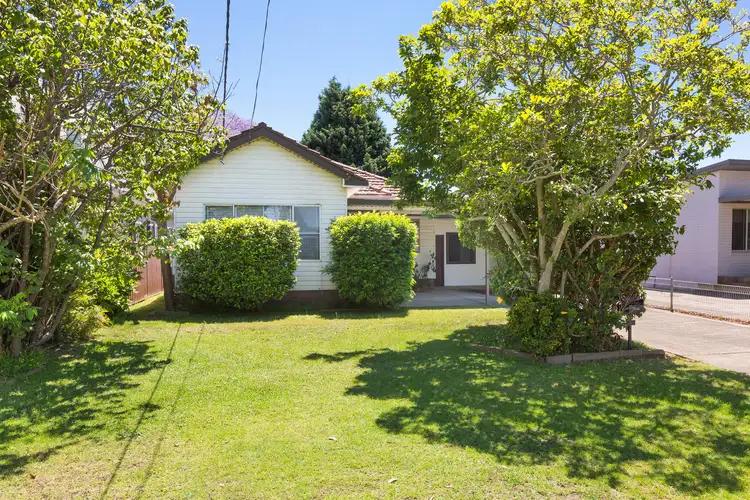 5 Burleigh Avenue, Caringbah NSW 2229