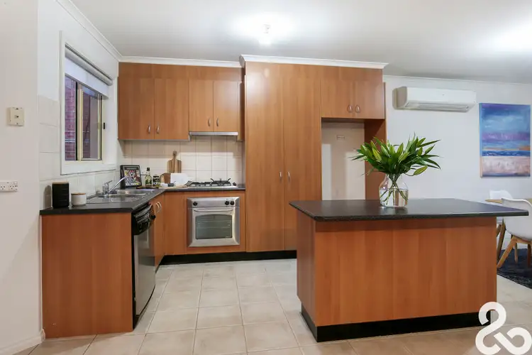 Fifth view of Homely townhouse listing, 8 Maple Street, Lalor VIC 3075