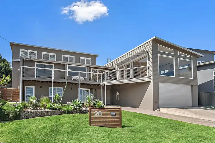 Sixth view of Homely house listing, 20 Woodland Avenue, Thirroul NSW 2515