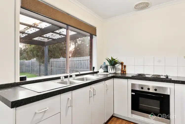 Sixth view of Homely house listing, 2 Borrowdale Court, Cranbourne West VIC 3977