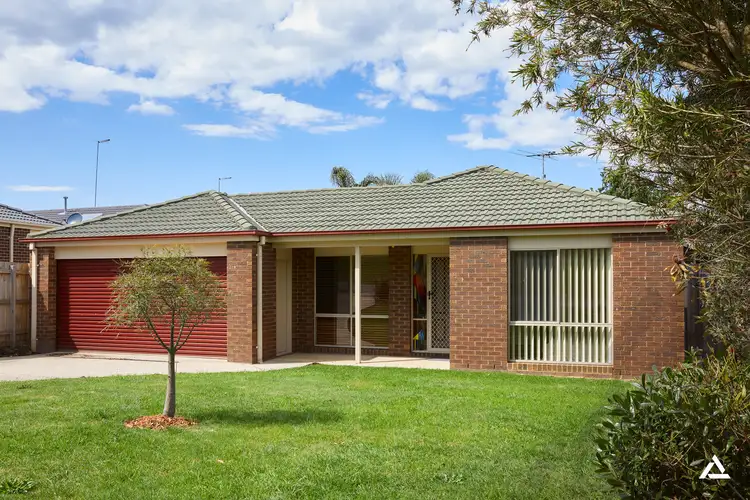9 Springwater Drive, Drouin VIC 3818