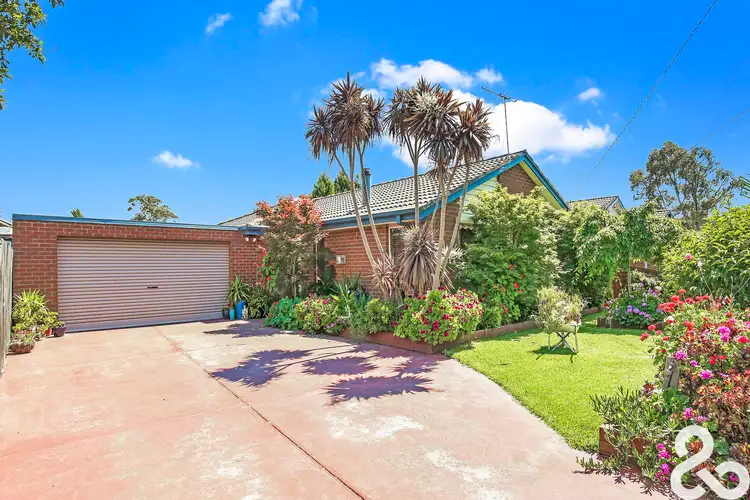 25 Pommel Crescent, Epping VIC 3076