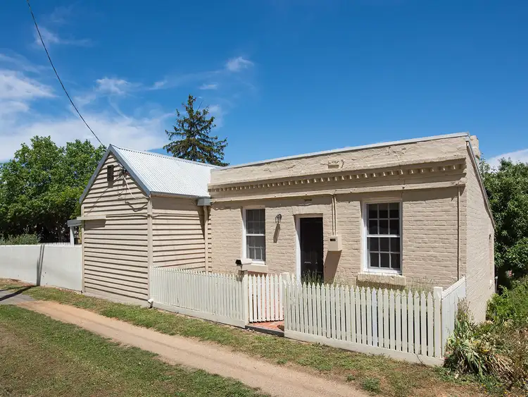 77 Hargraves Street, Castlemaine VIC 3450
