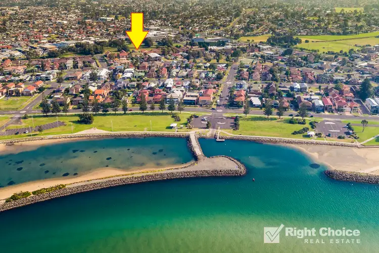 Third view of Homely townhouse listing, 1/13 Grove Circuit, Lake Illawarra NSW 2528