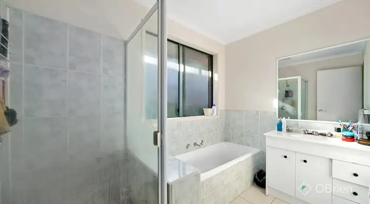 Second view of Homely house listing, 6 Pownceby Court, Pakenham VIC 3810