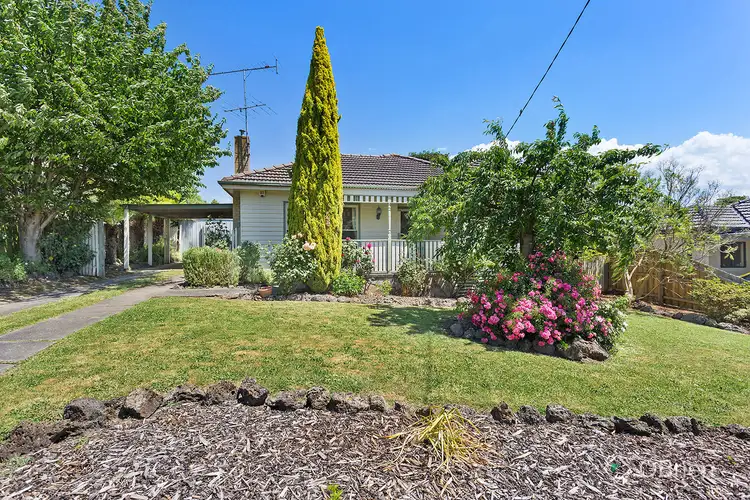 4 Thomas Street, Drouin VIC 3818