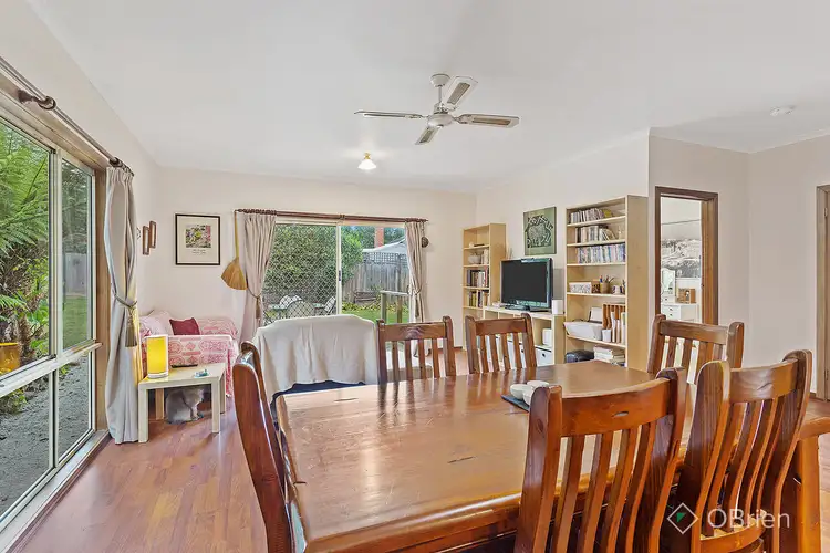 Fifth view of Homely house listing, 4 Thomas Street, Drouin VIC 3818