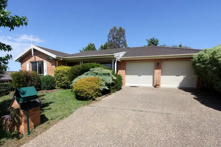 8 Endeavour Avenue, Goulburn NSW 2580