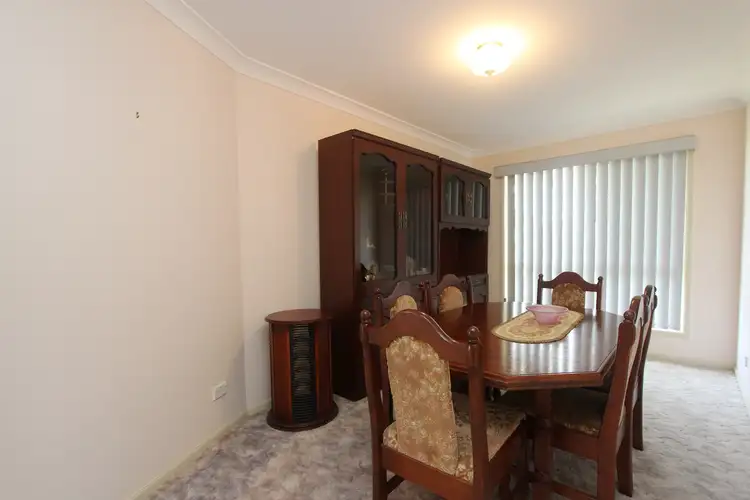 Sixth view of Homely house listing, 8 Endeavour Avenue, Goulburn NSW 2580