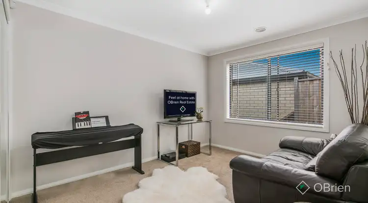 Fifth view of Homely house listing, 10 Solferino Way, Carrum Downs VIC 3201